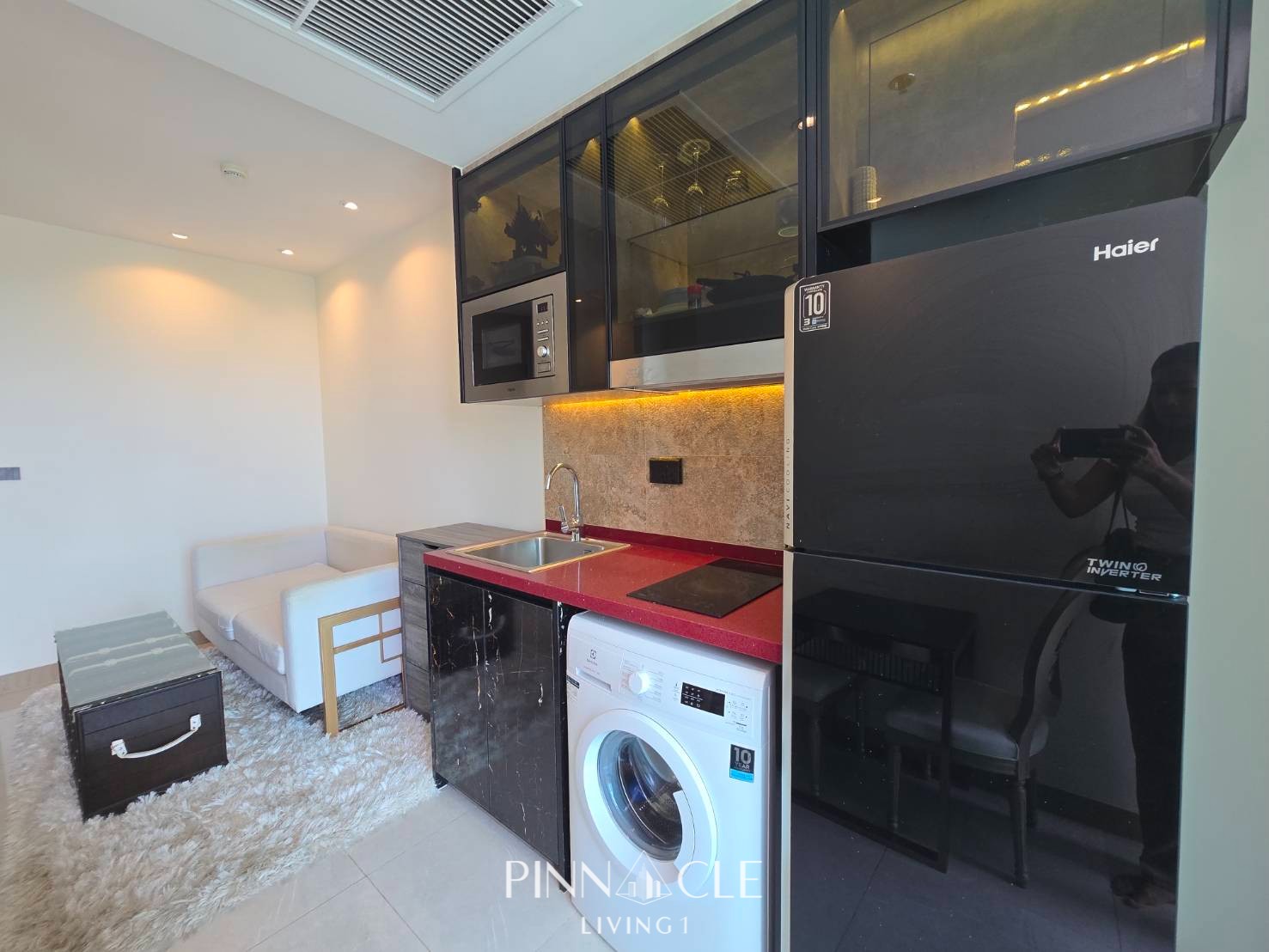 The Riviera Ocean Drive Luxury Condo in Jomtien Pattaya For Sale - Image 6