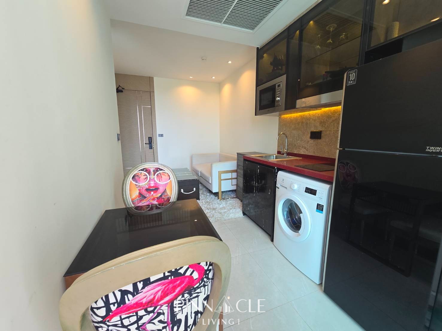 The Riviera Ocean Drive Luxury Condo in Jomtien Pattaya For Sale - Image 7