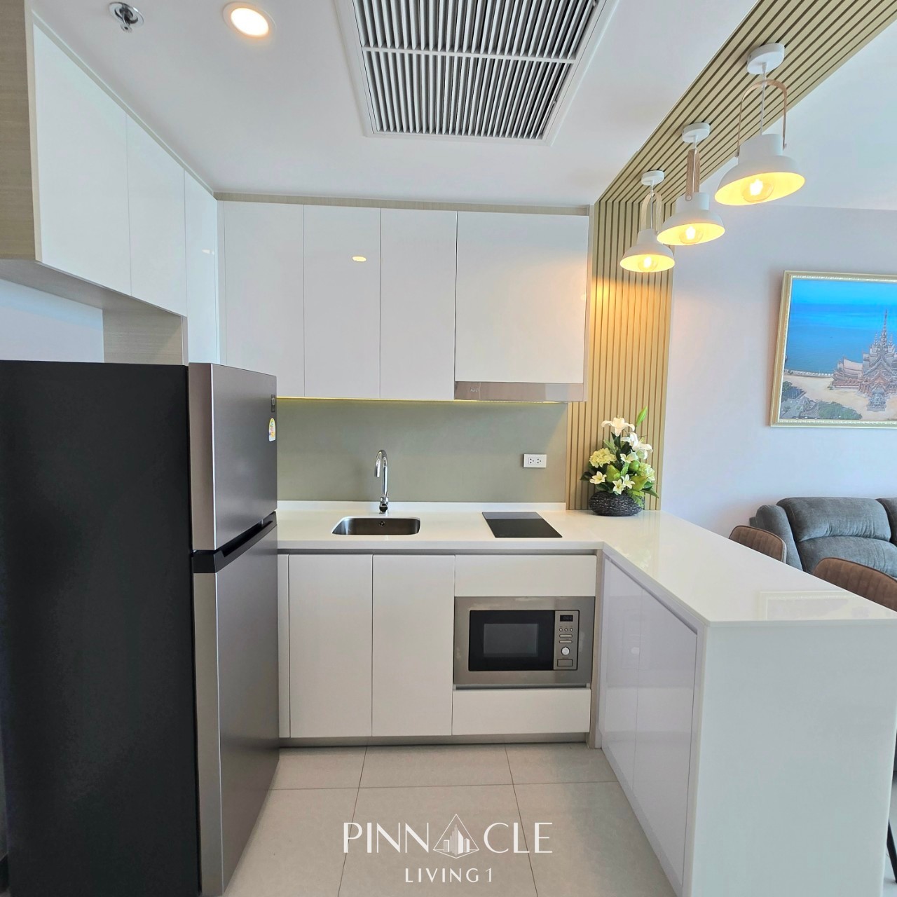 The Riviera Jomtien Sale with Tenant Get 8% Rental Yield | Investment  Sea View  Condo in Pattaya - Image 4
