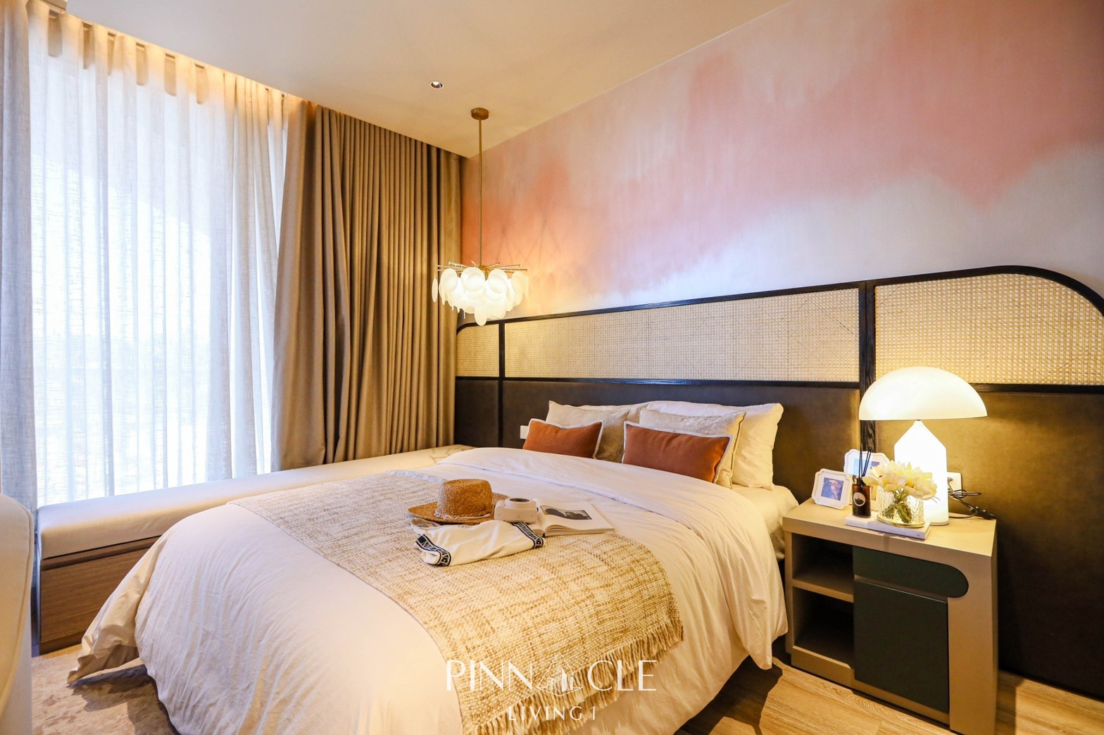 ขายคอนโดหรูติดหาดจอมเทียน พัทยา Arom Jomtien 1 ห้องนอน วิวทะเล โควต้าต่างชาติ